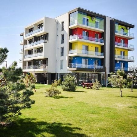Tranzzit Airport Apartment II Otopeni Dış mekan fotoğraf