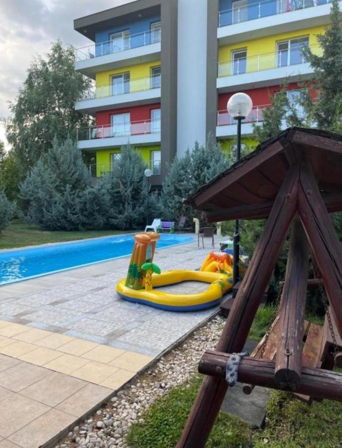 Tranzzit Airport Apartment II Otopeni Dış mekan fotoğraf