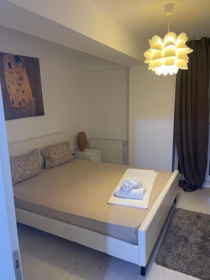 Tranzzit Airport Apartment II Otopeni Dış mekan fotoğraf