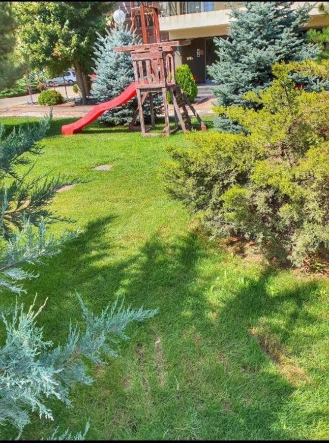 Tranzzit Airport Apartment II Otopeni Dış mekan fotoğraf