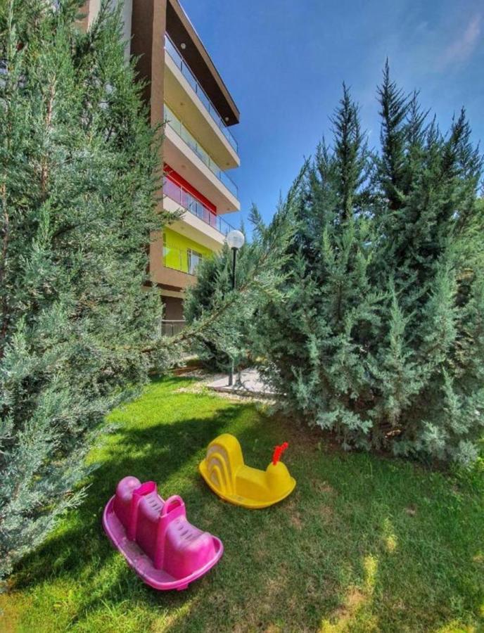 Tranzzit Airport Apartment II Otopeni Dış mekan fotoğraf